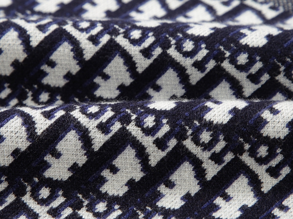 ブランドセーター角部分ディテール